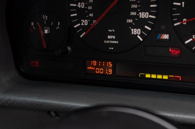 Lot 43 - 1992 BMW M5