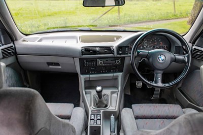 Lot 43 - 1992 BMW M5