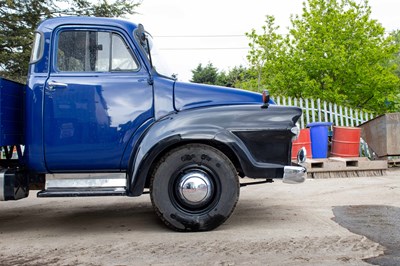 Lot 91 - 1975 Bedford J Type Pick-up