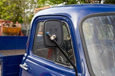 Lot 91 - 1975 Bedford J Type Pick-up