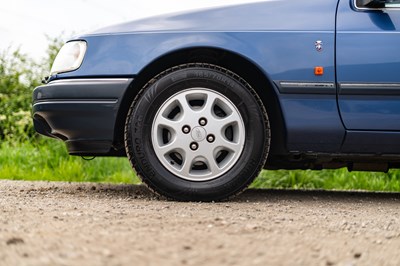 Lot 5 - 1990 Ford Sierra Ghia