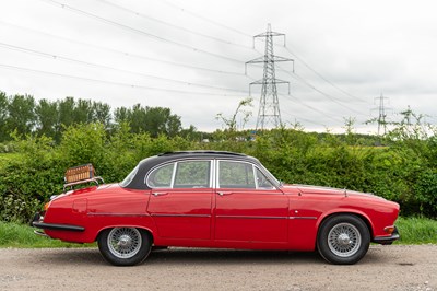 Lot 15 - 1967 Daimler 420