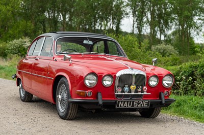 Lot 15 - 1967 Daimler 420