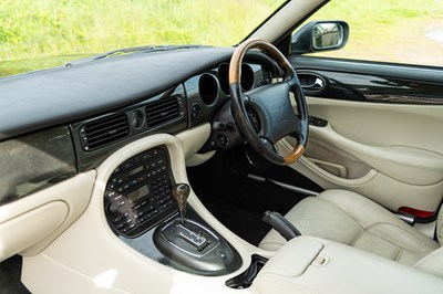 Lot 45 - 1998 Jaguar XJR