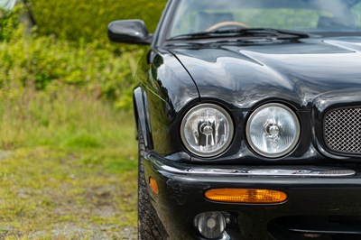 Lot 45 - 1998 Jaguar XJR
