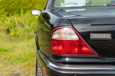 Lot 45 - 1998 Jaguar XJR