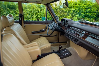 Lot 59 - 1972 Mercedes 300SEL