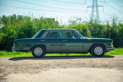Lot 59 - 1972 Mercedes 300SEL
