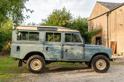 Lot 22 - 1977 Land Rover Series III 109