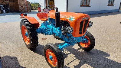 Lot 86 - 1966 Lamborghini 1R Tractor
