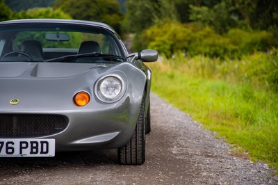 Lot 3 - 2000 Lotus Elise S1