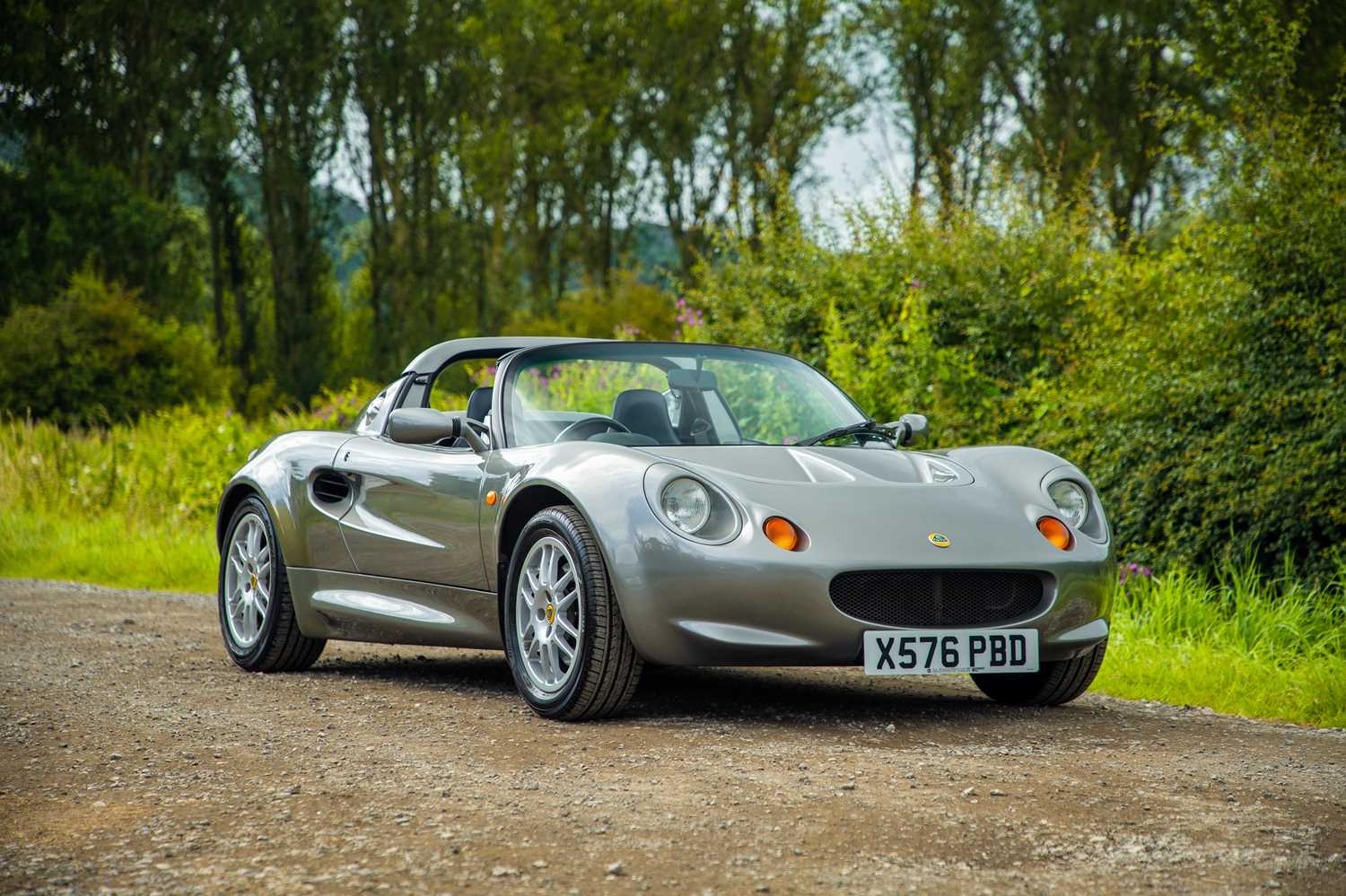 Lot 3 - 2000 Lotus Elise S1