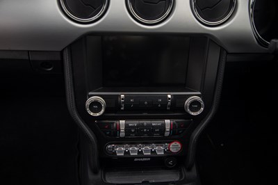 Lot 87 - 2016 Ford Mustang
