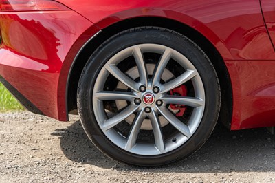 Lot 50 - 2013 Jaguar F-Type S