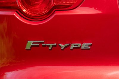 Lot 50 - 2013 Jaguar F-Type S