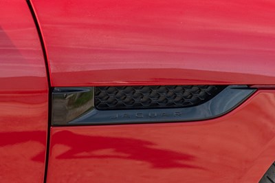 Lot 50 - 2013 Jaguar F-Type S
