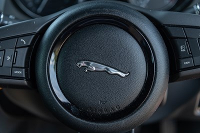 Lot 50 - 2013 Jaguar F-Type S