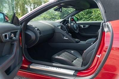 Lot 50 - 2013 Jaguar F-Type S