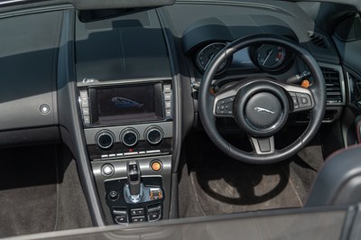 Lot 50 - 2013 Jaguar F-Type S
