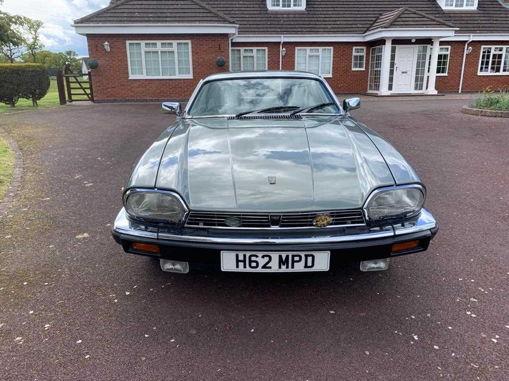 Lot 21 - 1990 Jaguar XJ-S