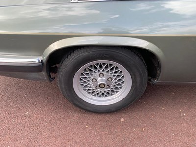 Lot 21 - 1990 Jaguar XJ-S