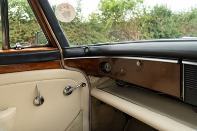 Lot 36 - 1967 Rover P5 Saloon