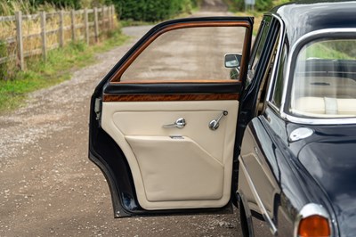 Lot 36 - 1967 Rover P5 Saloon