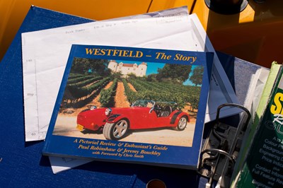 Lot 34 - 2004 Westfield SEIW