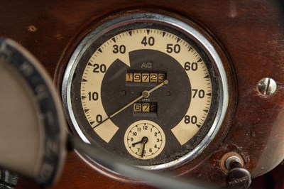 Lot 78 - 1938 Lanchester Fourteen Roadrider Deluxe