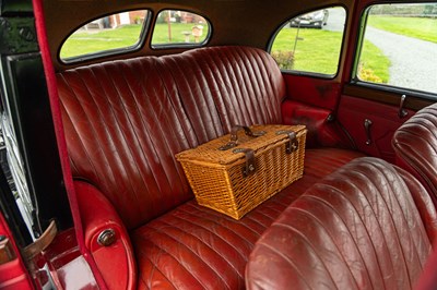 Lot 78 - 1938 Lanchester Fourteen Roadrider Deluxe
