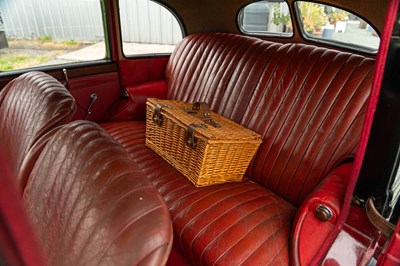 Lot 78 - 1938 Lanchester Fourteen Roadrider Deluxe