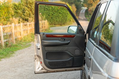Lot 13 - 2000 Range Rover 4.0 SE