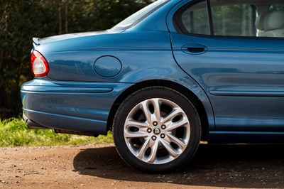 Lot 53 - 2001 Jaguar X-Type 3.0 V6 AWD SE