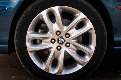 Lot 53 - 2001 Jaguar X-Type 3.0 V6 AWD SE