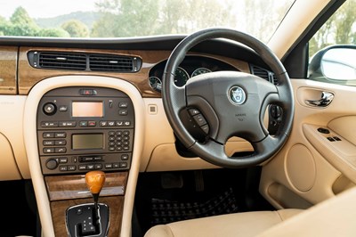 Lot 53 - 2001 Jaguar X-Type 3.0 V6 AWD SE