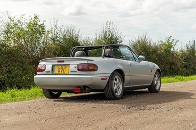 Lot 19 - 1992 Mazda MX5 Eunos Roadster
