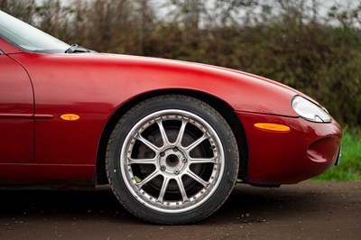 Lot 16 - 1998 Jaguar XK8