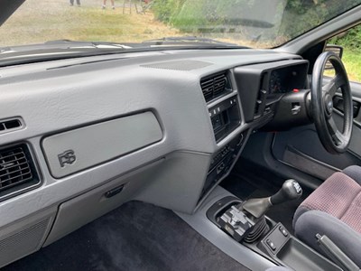 Lot 30 - 1987 Ford Sierra Cosworth