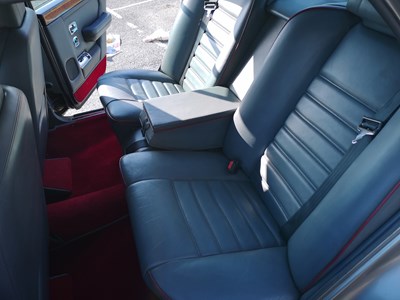 Lot 37 - 1987 Bentley Turbo R