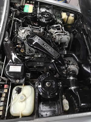 Lot 37 - 1987 Bentley Turbo R