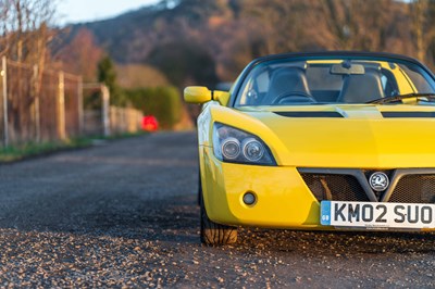 Lot 22 - 2002 Vauxhall VX220