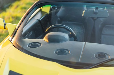 Lot 22 - 2002 Vauxhall VX220