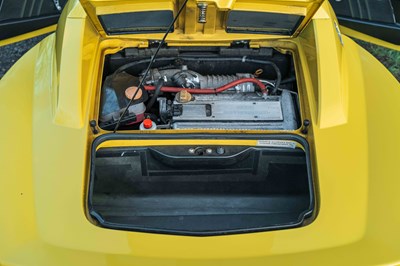 Lot 22 - 2002 Vauxhall VX220