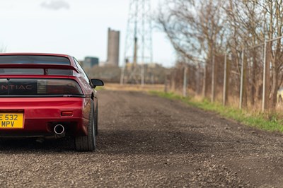Lot 9 - 1988 Pontiac Fiero GT