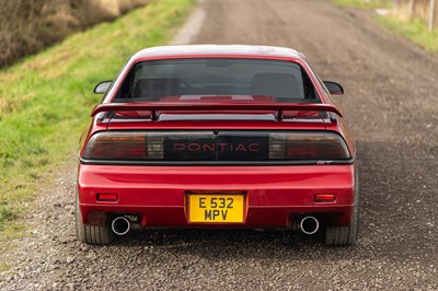Lot 9 - 1988 Pontiac Fiero GT