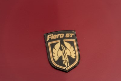 Lot 9 - 1988 Pontiac Fiero GT
