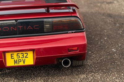 Lot 9 - 1988 Pontiac Fiero GT