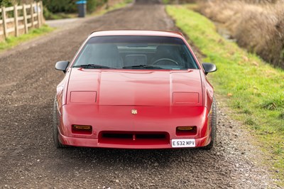 Lot 9 - 1988 Pontiac Fiero GT