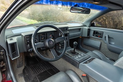 Lot 9 - 1988 Pontiac Fiero GT