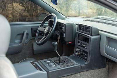 Lot 9 - 1988 Pontiac Fiero GT